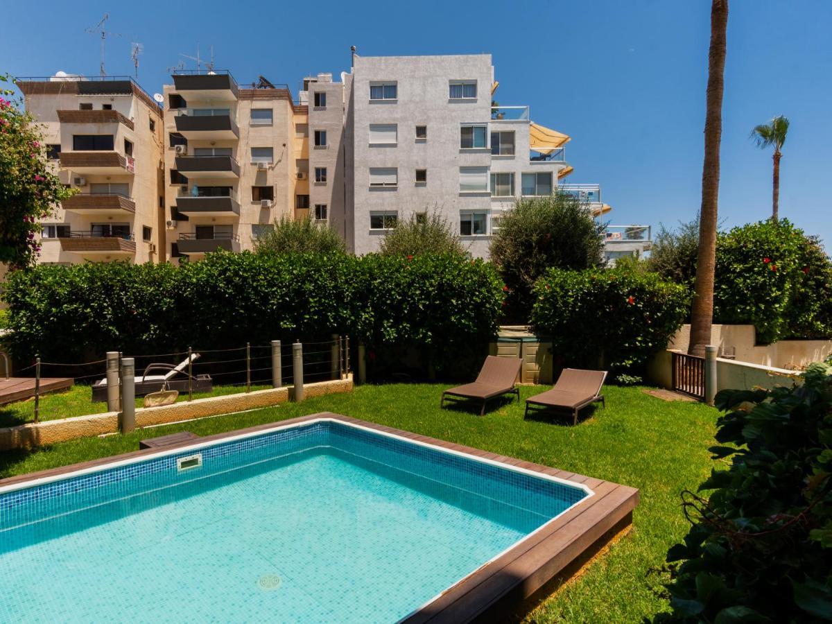 Sanders Ermitage On The Beach - Delightful 1-Bedroom Apartment With Sea View Limassol Exterior foto